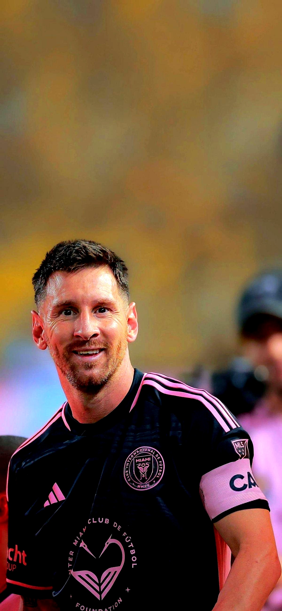 包含梅西赛事官方发布逆转新规，老鹰争议不断！的词条