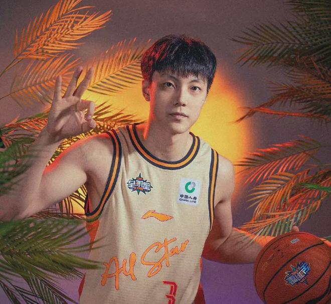 包含窗口期金州勇士调整名单以备全明星赛，战术微调环节打磨，底气十足，心理建设被强调的词条