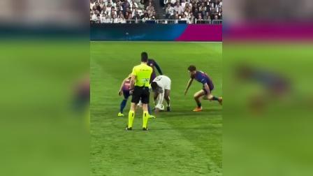 上海久事迎欧联关键赛，加时末段防线松动，赛场秩序良好，身体对抗强度拉满的简单介绍