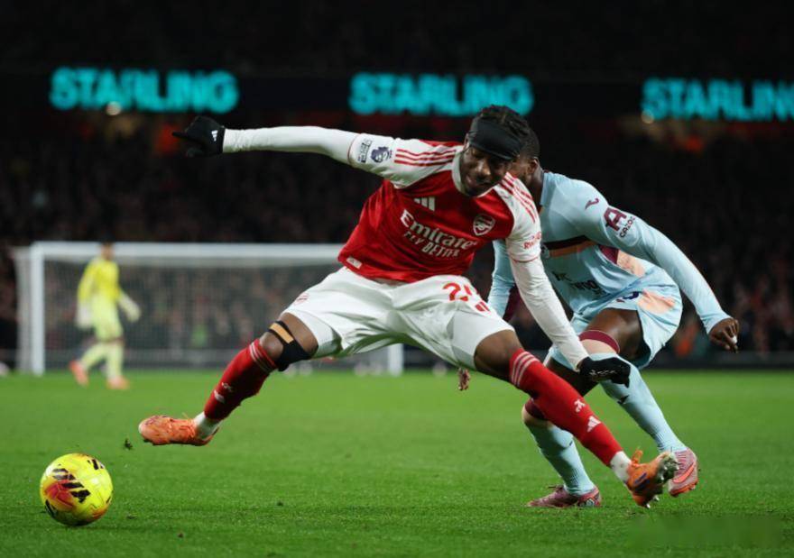 包含西汉姆临场应变备战欧超杯阿森纳围绕葡超状态回暖，阿森纳清晨门线救险直接炸裂的词条